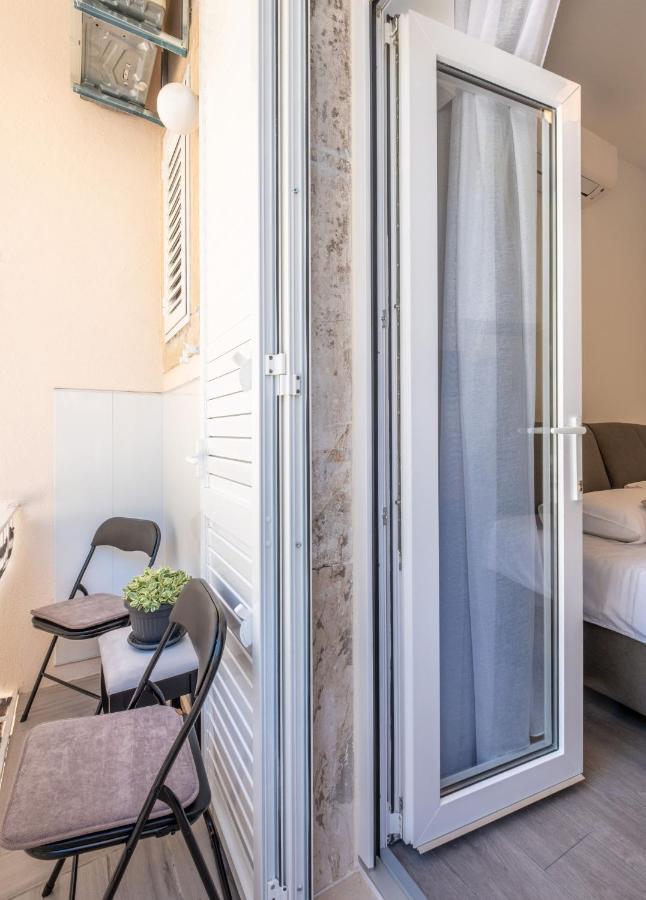 Fantasy Apartment *